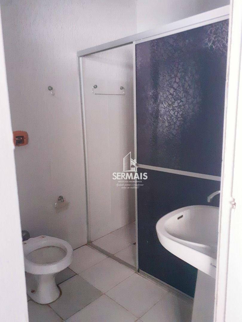 Casa de Condomínio à venda com 4 quartos, 240m² - Foto 8