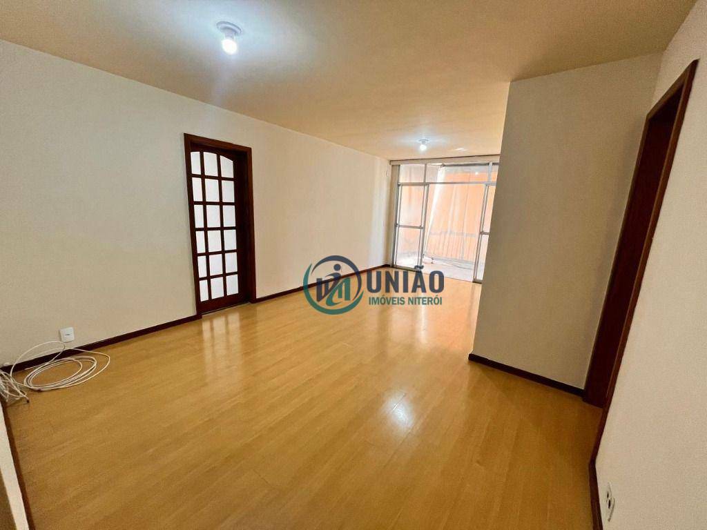 Apartamento à venda com 2 quartos, 86m² - Foto 1