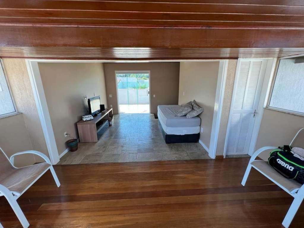 Casa de Condomínio à venda com 4 quartos, 250m² - Foto 16