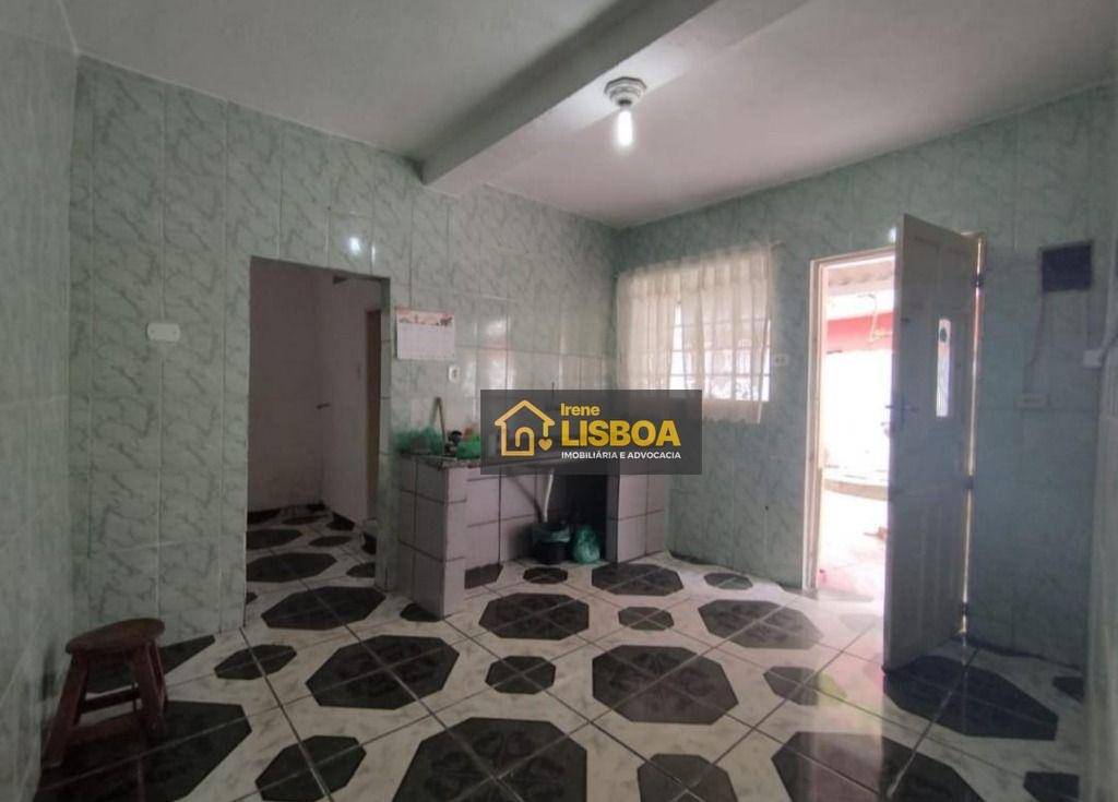 Casa à venda e aluguel com 4 quartos, 180m² - Foto 9