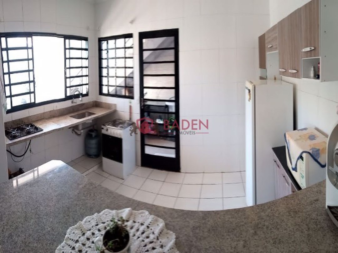 Casa à venda com 3 quartos, 140m² - Foto 8