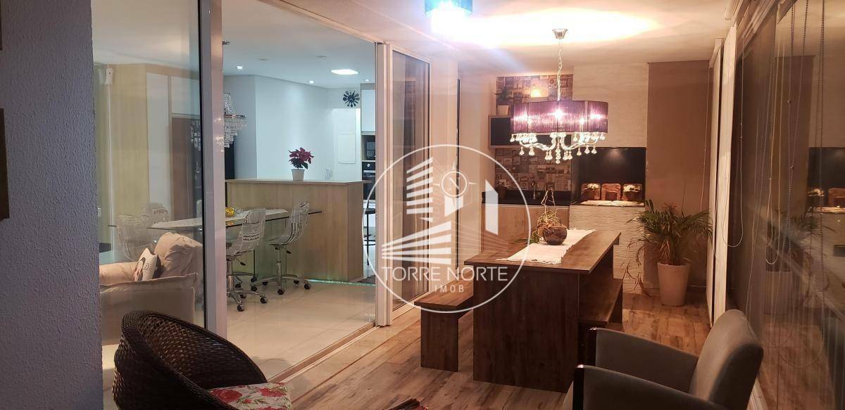 Apartamento à venda com 3 quartos, 141m² - Foto 3