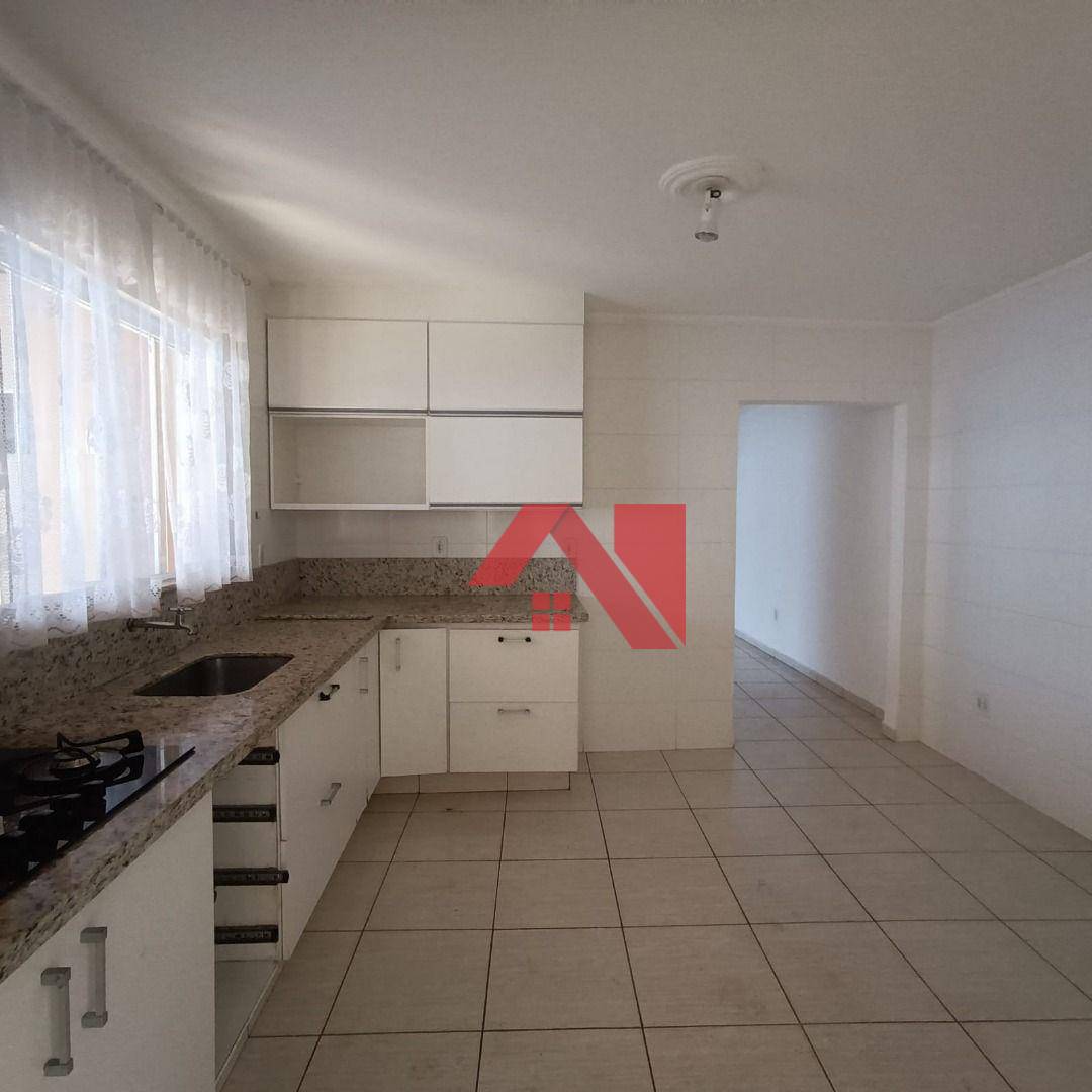 Casa à venda com 4 quartos, 180m² - Foto 22