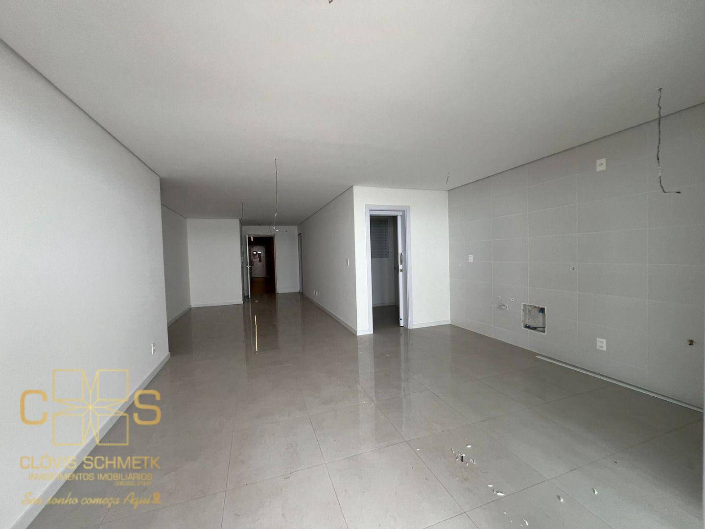 Apartamento à venda com 3 quartos, 145m² - Foto 10