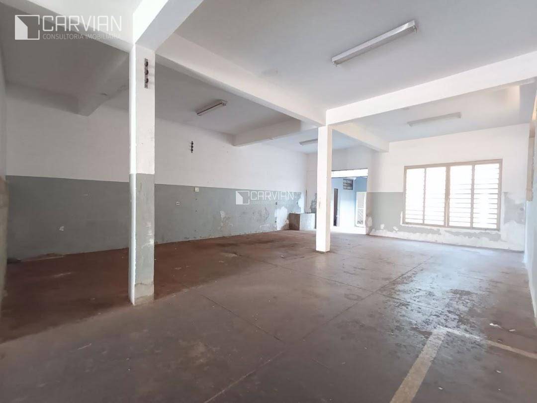 Casa à venda com 4 quartos, 511m² - Foto 2