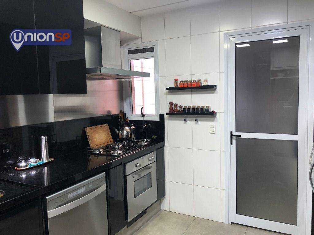 Apartamento à venda com 3 quartos, 144m² - Foto 19