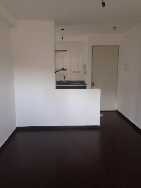 Apartamento à venda com 2 quartos, 55m² - Foto 2