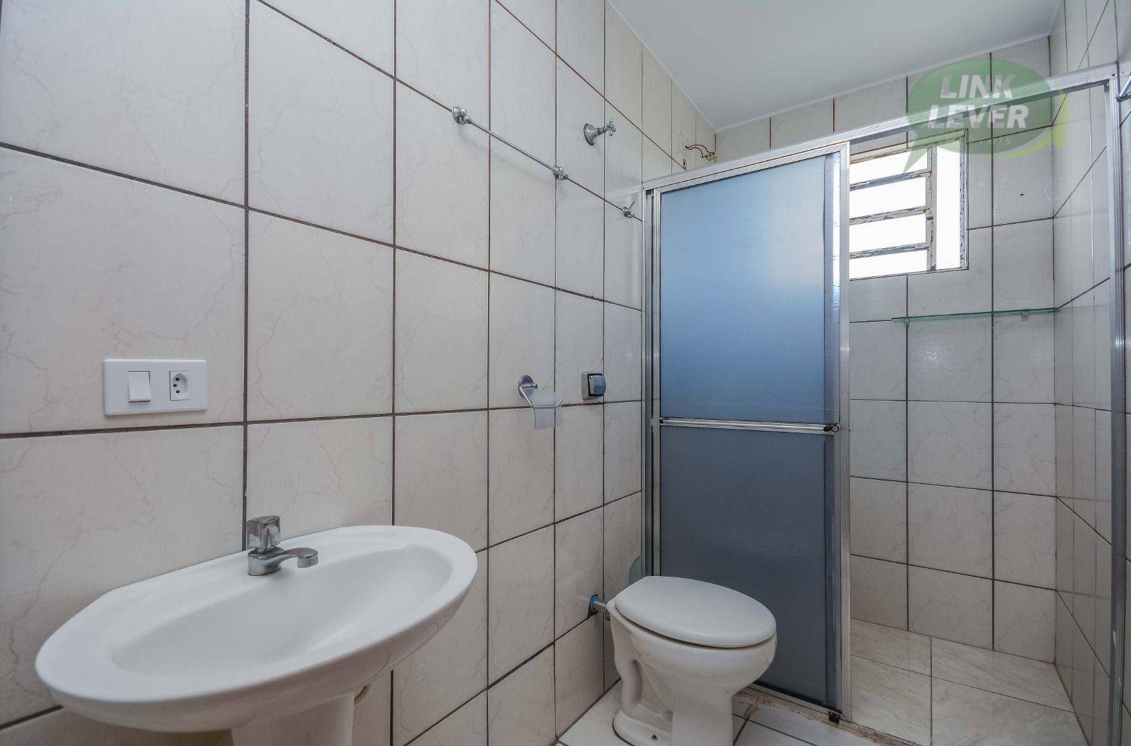 Casa para alugar com 3 quartos, 113m² - Foto 42