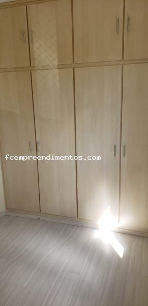 Apartamento à venda com 3 quartos, 72m² - Foto 4