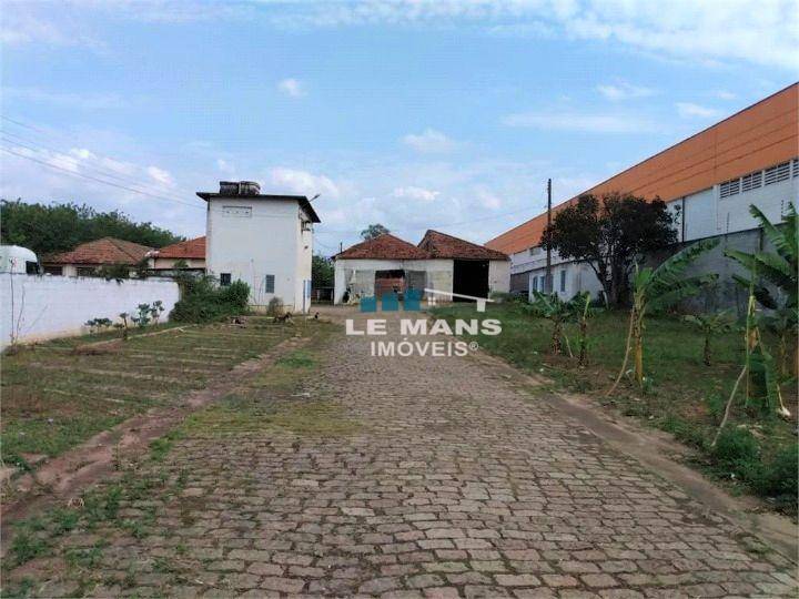 Terreno à venda, 16998M2 - Foto 1