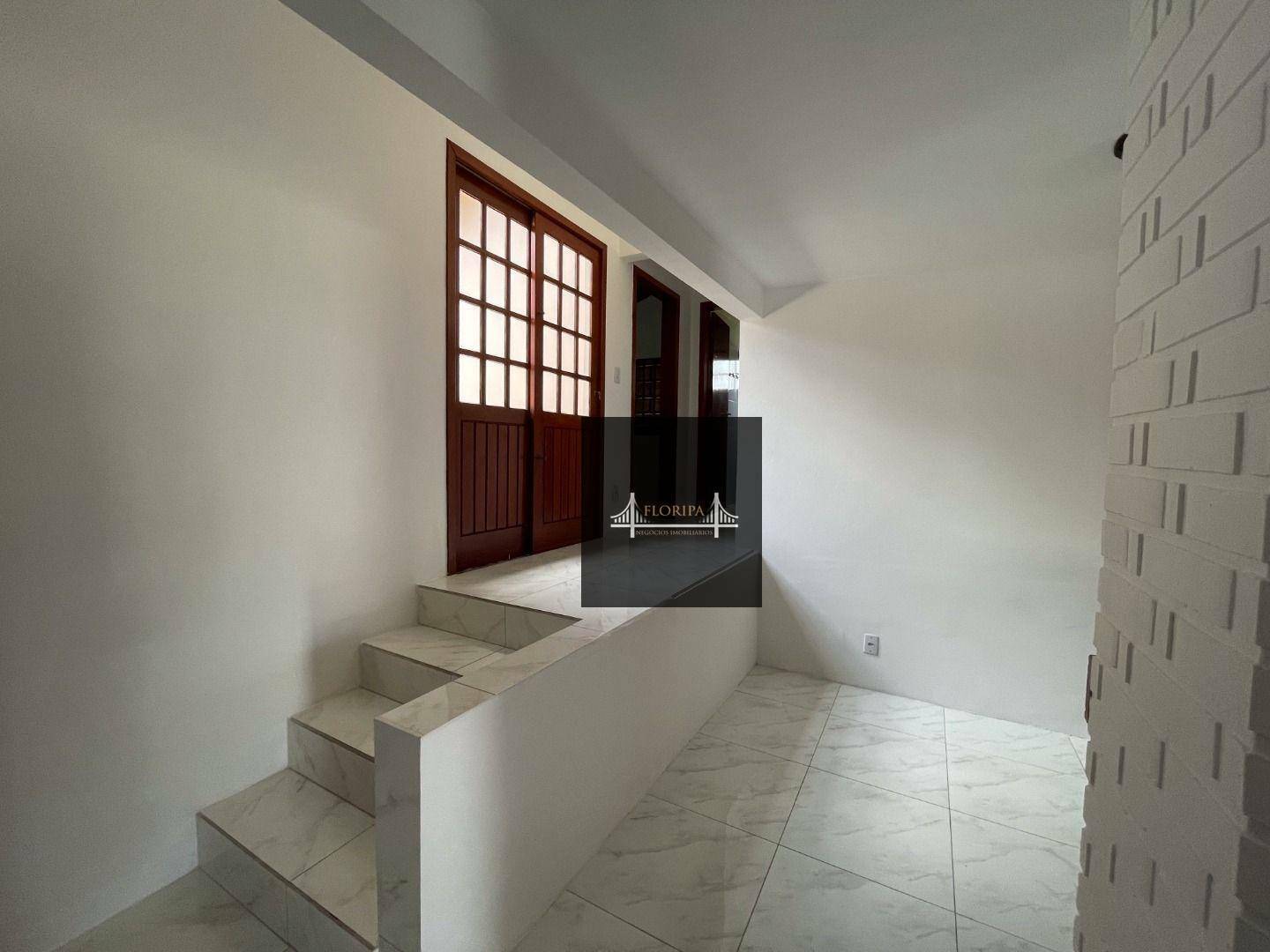 Casa de Condomínio à venda com 3 quartos, 226m² - Foto 6