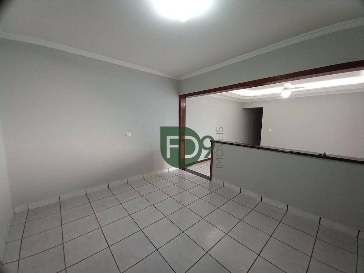 Casa à venda com 2 quartos, 171m² - Foto 8