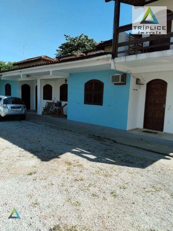 Casa à venda com 9 quartos, 300m² - Foto 15