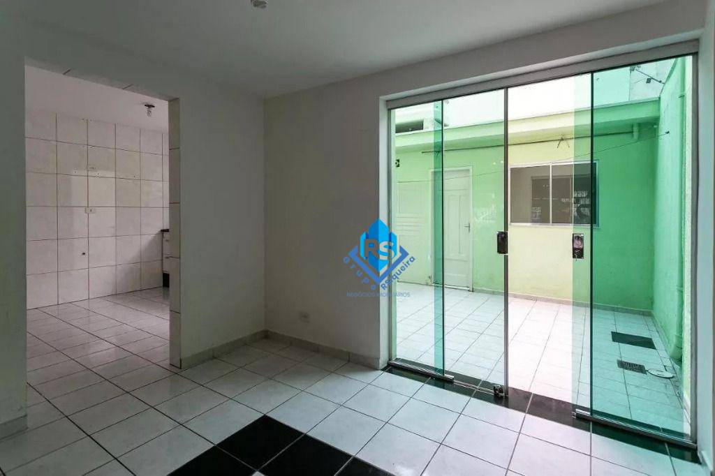 Sobrado à venda e aluguel com 3 quartos, 235m² - Foto 7