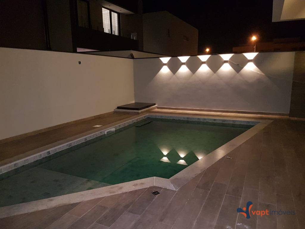 Sobrado à venda com 4 quartos, 400m² - Foto 14