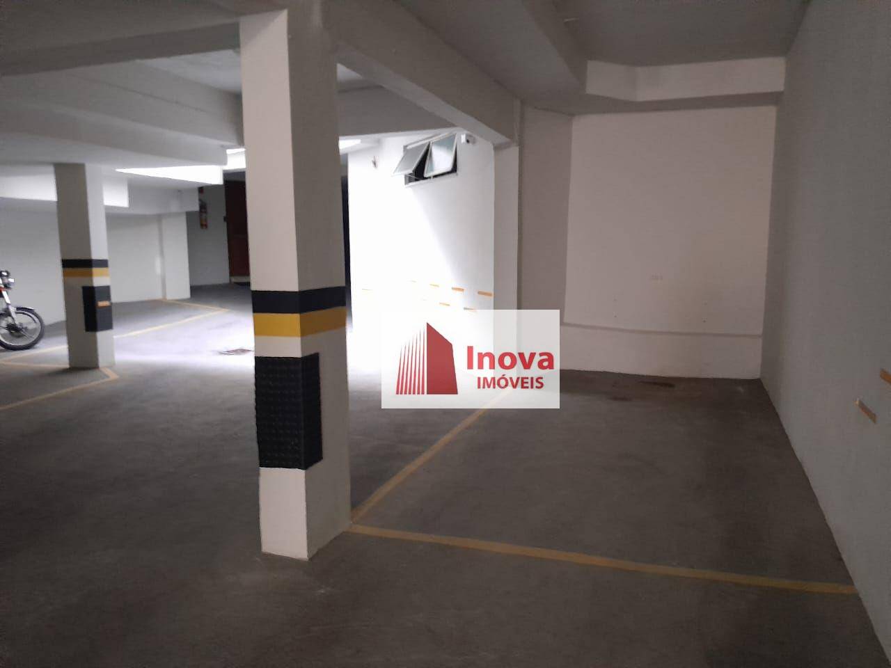 Apartamento para alugar com 3 quartos, 95m² - Foto 21