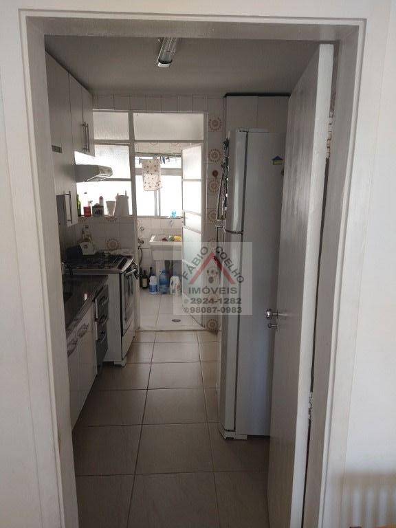 Apartamento à venda com 3 quartos, 98m² - Foto 31