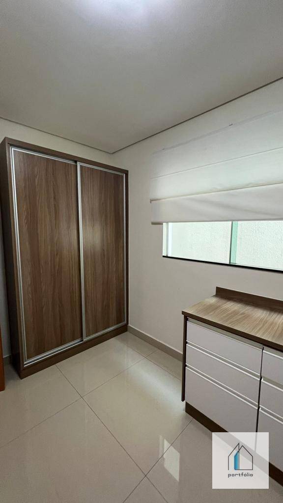 Casa de Condomínio à venda com 5 quartos, 232m² - Foto 11