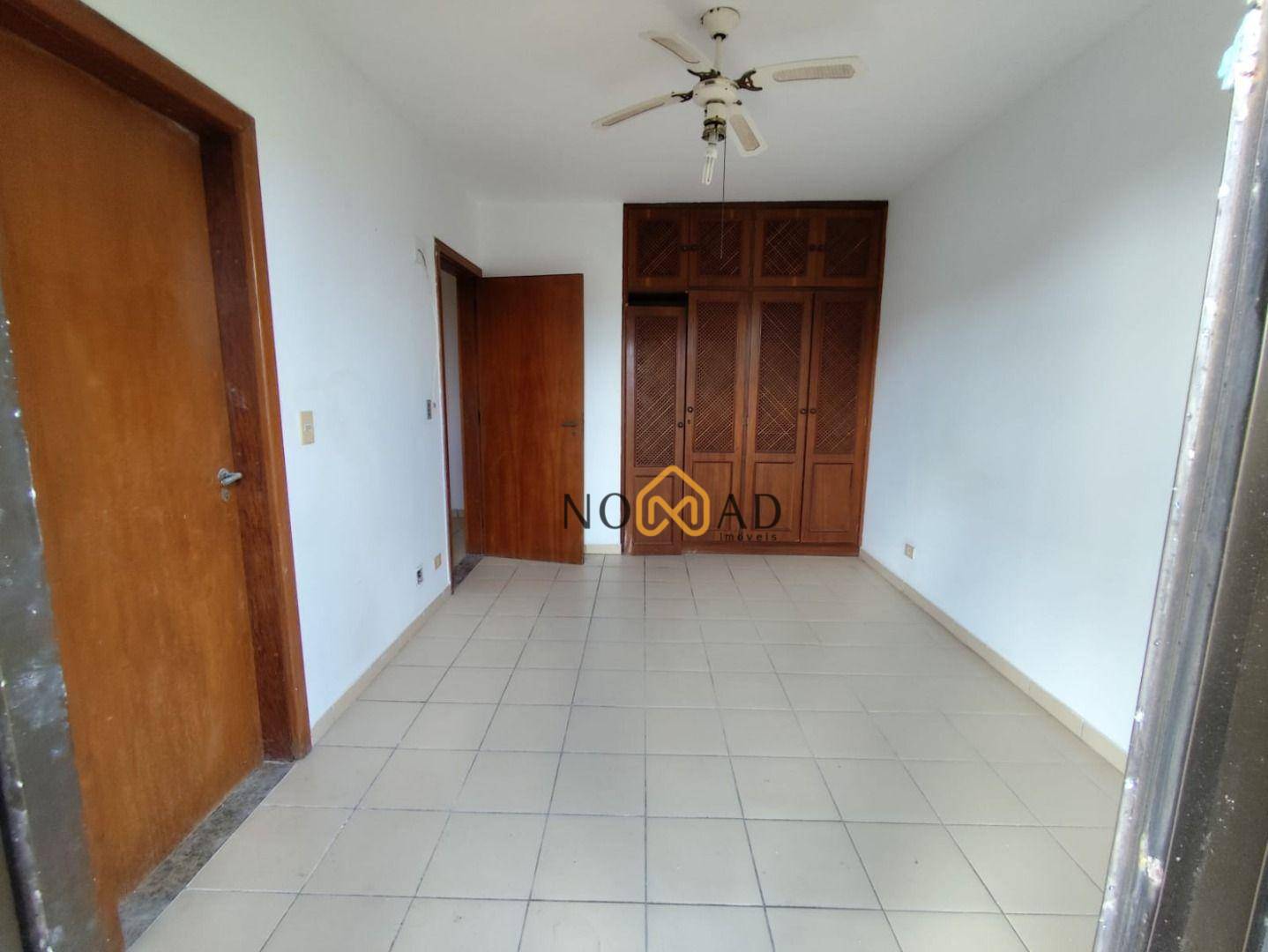 Apartamento à venda com 4 quartos, 195m² - Foto 14