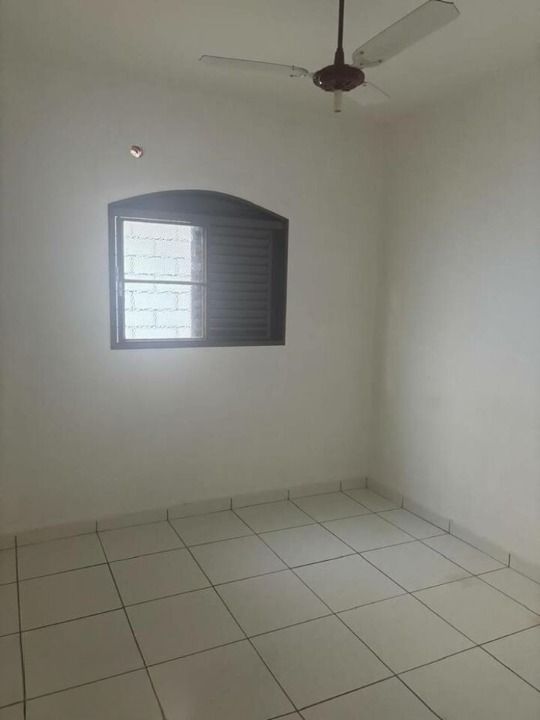 Casa para alugar com 3 quartos, 150m² - Foto 7