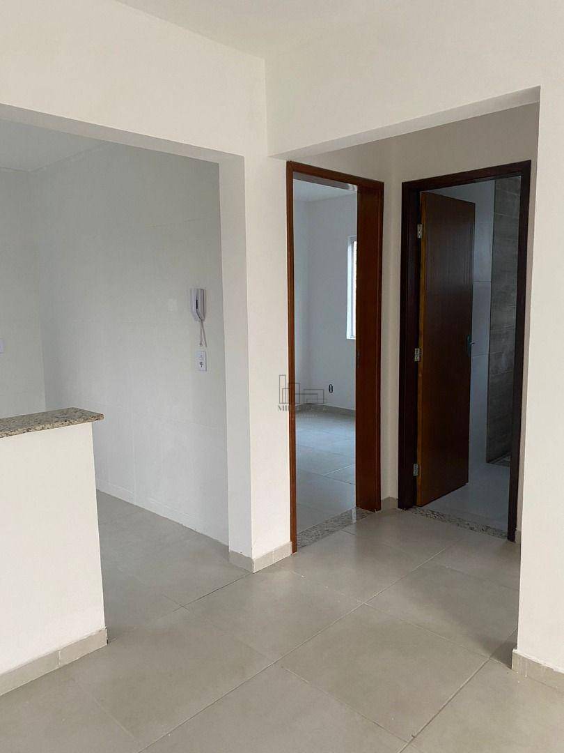 Apartamento à venda com 2 quartos, 56m² - Foto 1