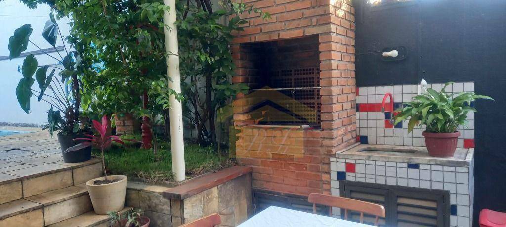 Sobrado à venda com 3 quartos, 180m² - Foto 43