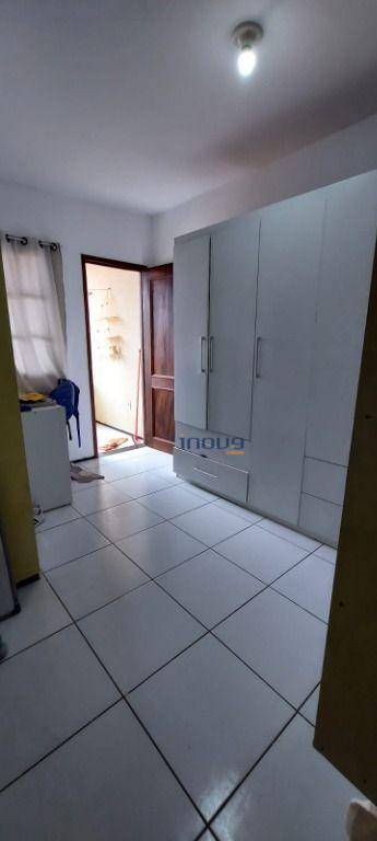 Casa à venda com 3 quartos, 100m² - Foto 17