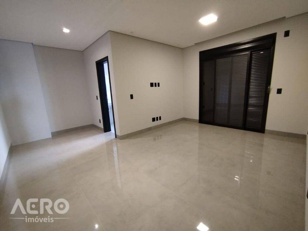 Casa de Condomínio à venda com 3 quartos, 243m² - Foto 15