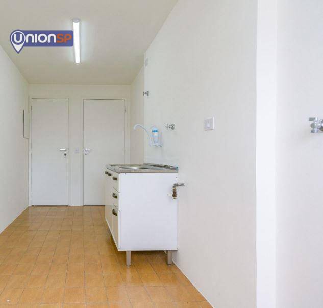 Apartamento à venda com 2 quartos, 70m² - Foto 14