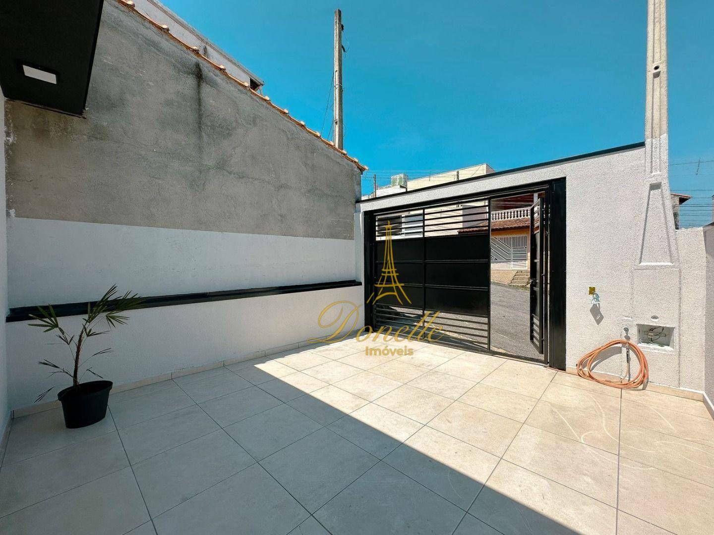 Casa à venda com 2 quartos, 60m² - Foto 12