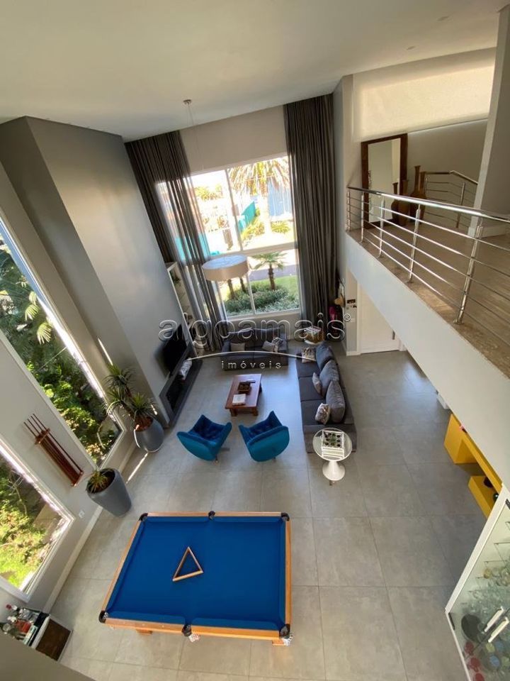 Casa de Condomínio à venda com 4 quartos, 250m² - Foto 5