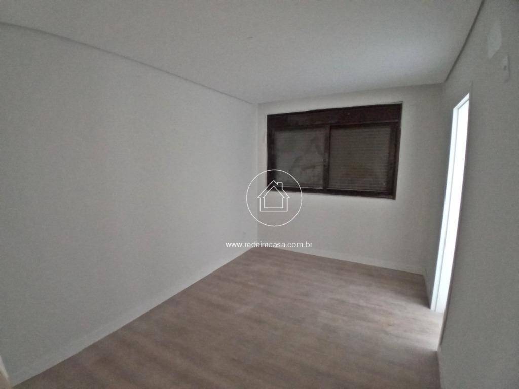 Apartamento à venda com 4 quartos, 186m² - Foto 11