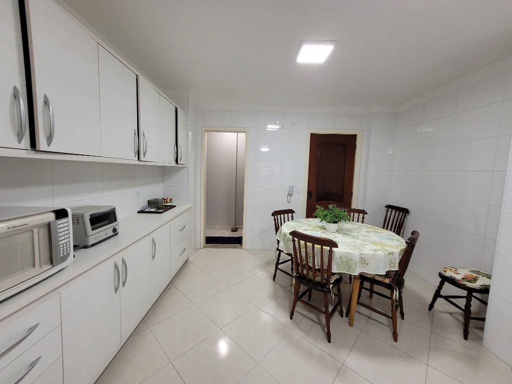 Apartamento à venda com 3 quartos, 130m² - Foto 20