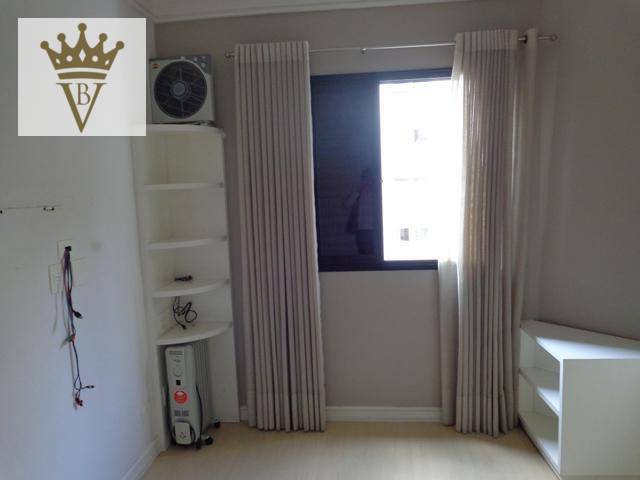 Apartamento à venda com 3 quartos, 145m² - Foto 11