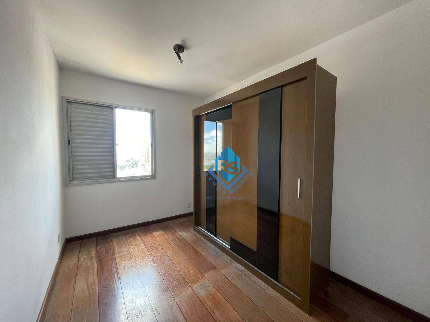 Apartamento à venda com 3 quartos, 90m² - Foto 18