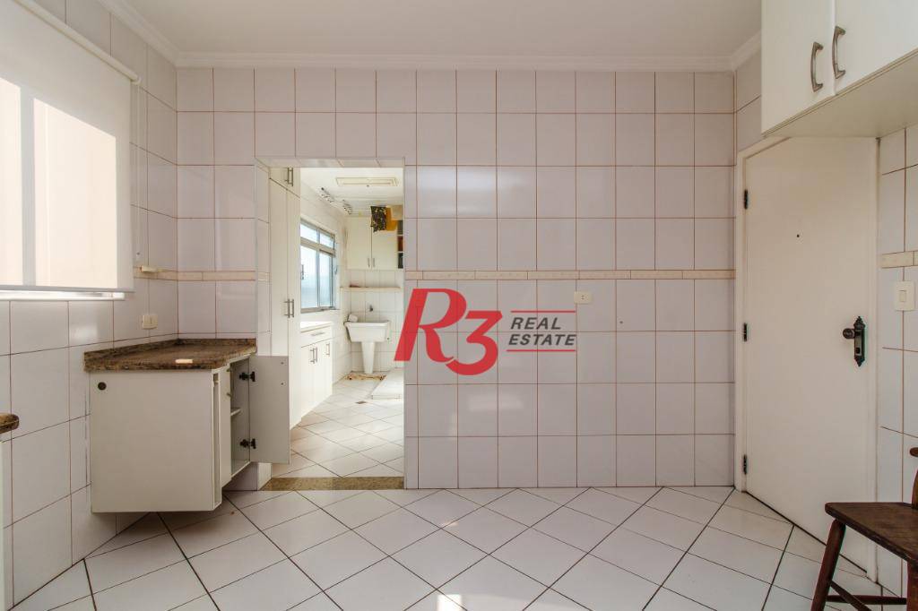 Apartamento à venda com 3 quartos, 137m² - Foto 8