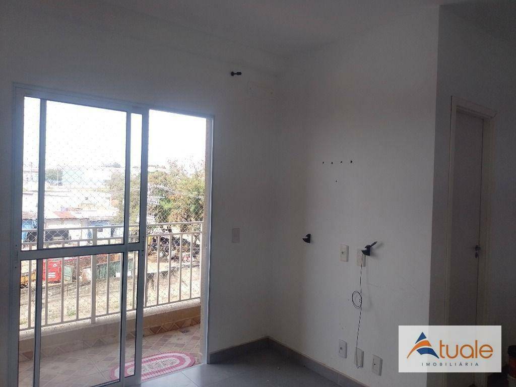 Apartamento à venda com 2 quartos, 58m² - Foto 2