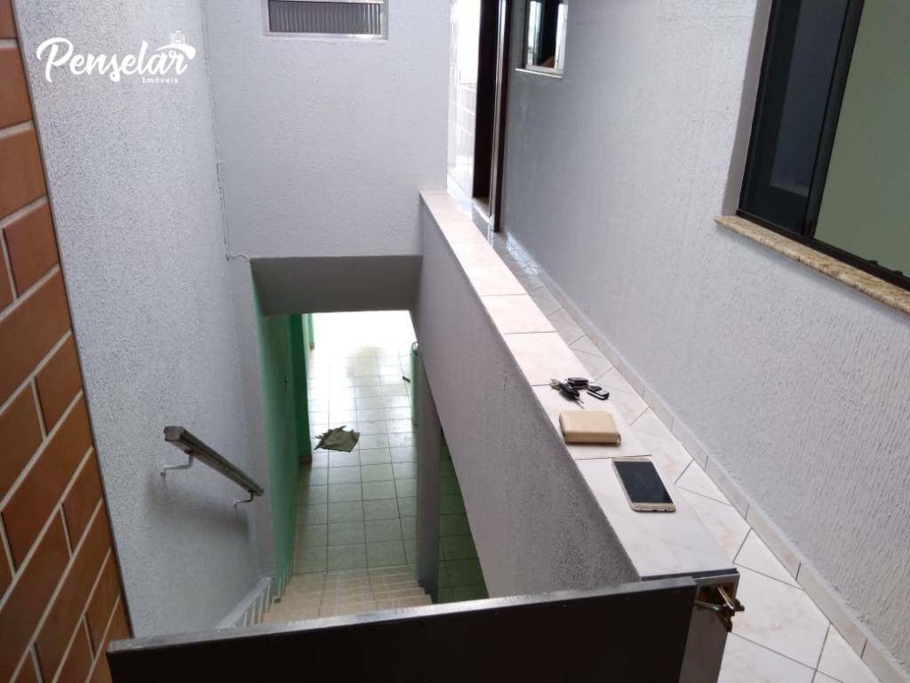 Casa à venda com 3 quartos, 124m² - Foto 12