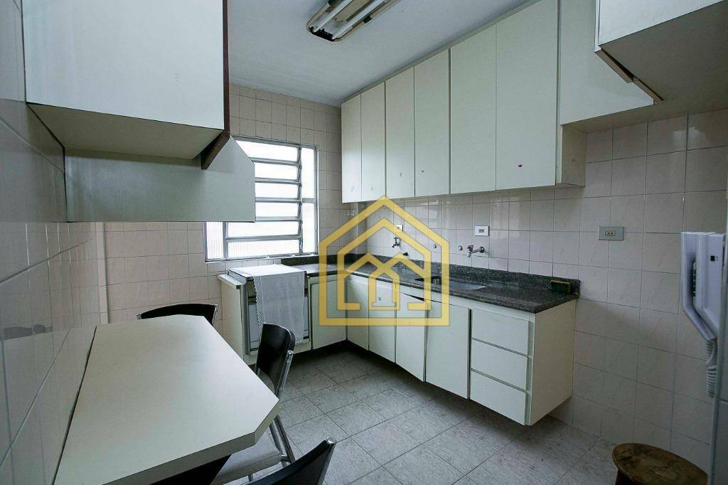 Apartamento à venda com 2 quartos, 60m² - Foto 1