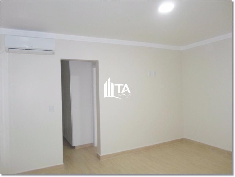 Casa de Condomínio à venda com 4 quartos, 320m² - Foto 15