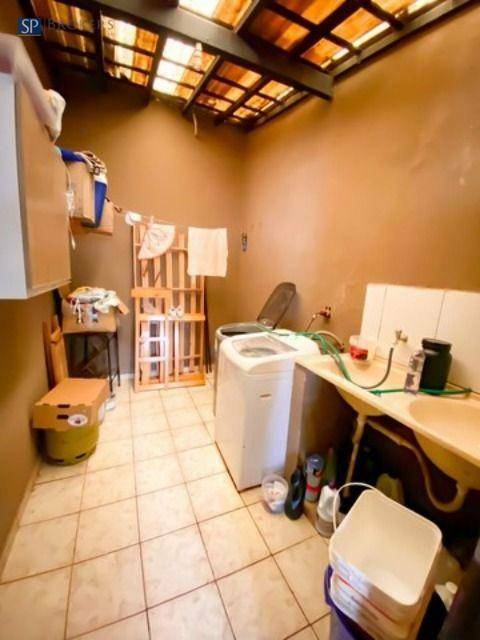 Chácara à venda com 4 quartos, 350m² - Foto 15