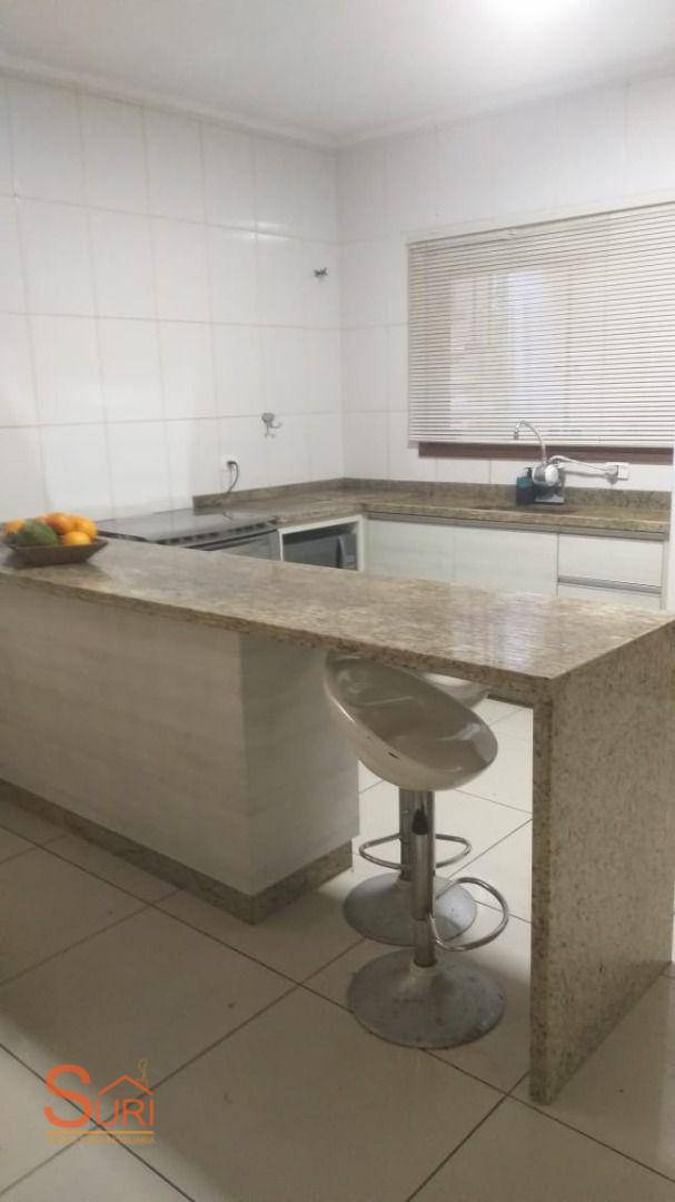 Sobrado à venda com 3 quartos, 174m² - Foto 2