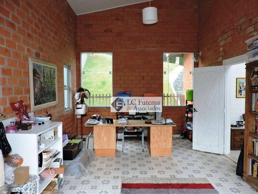 Casa de Condomínio à venda com 4 quartos, 205m² - Foto 5