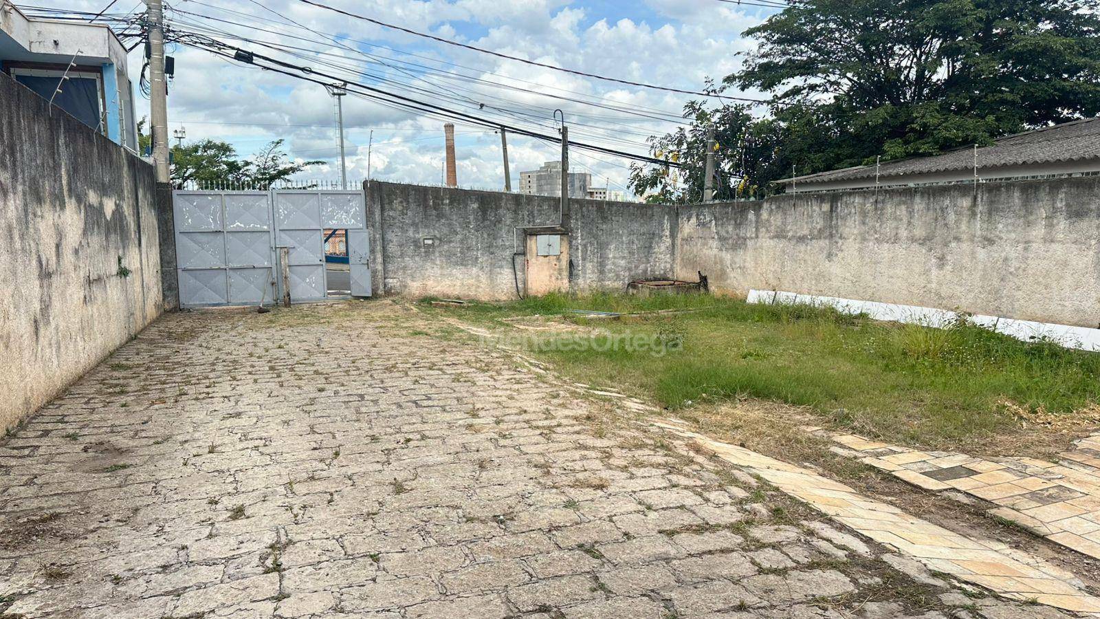 Depósito-Galpão-Armazém para alugar, 132m² - Foto 2