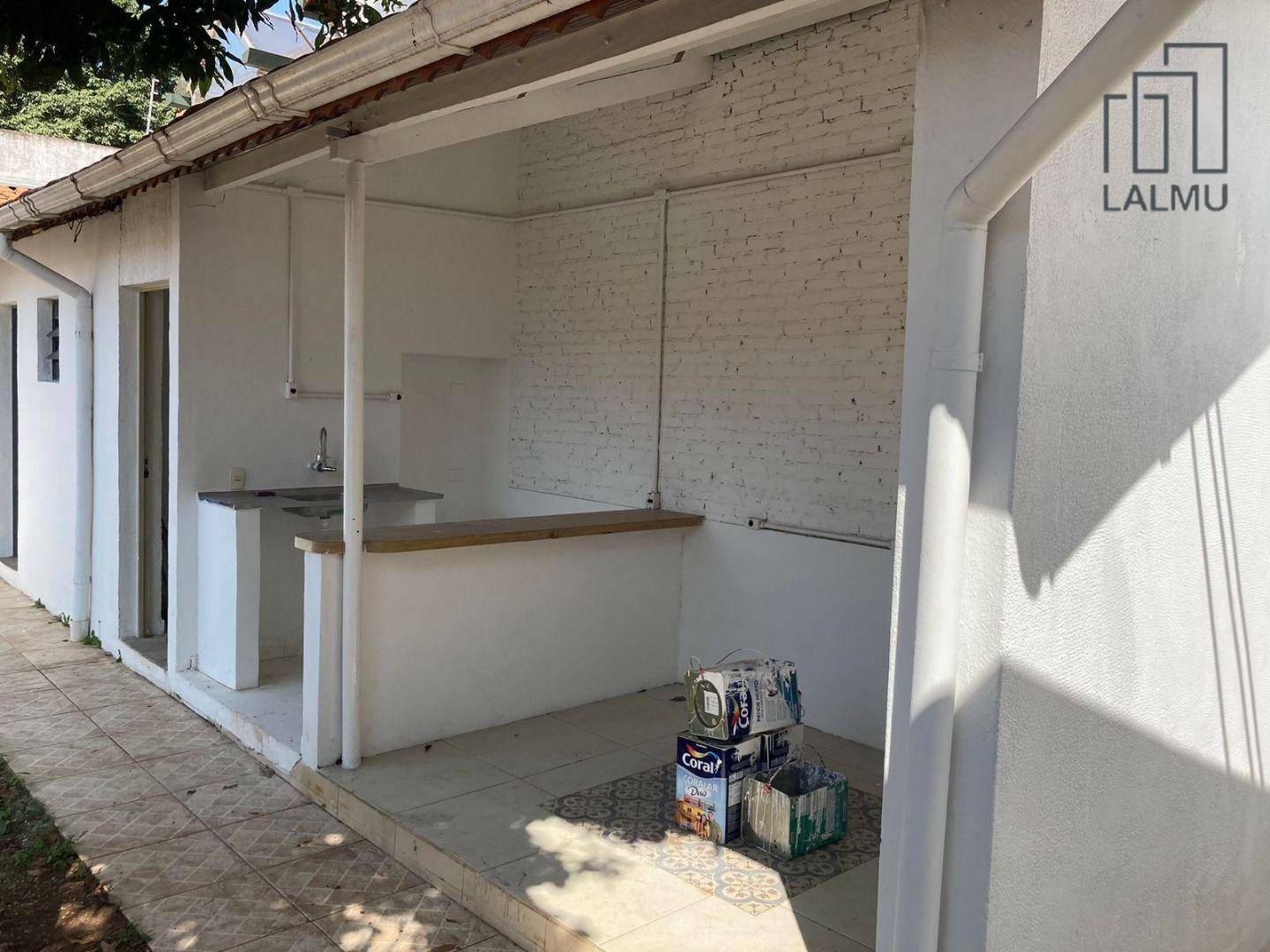 Casa para alugar com 3 quartos, 160m² - Foto 27