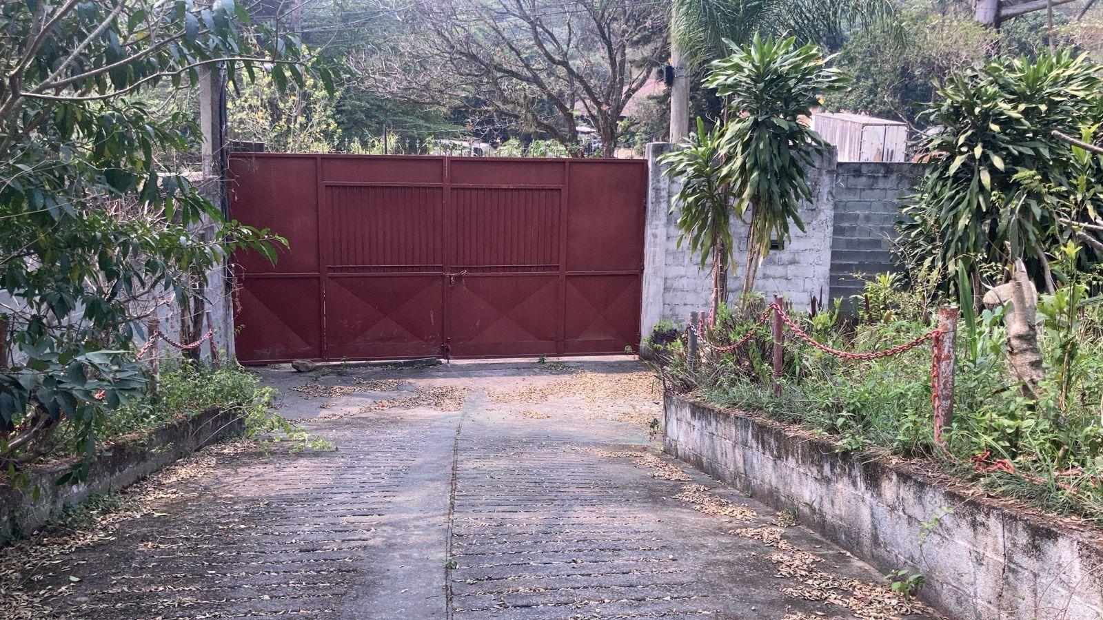 Chácara à venda com 2 quartos, 66m² - Foto 2