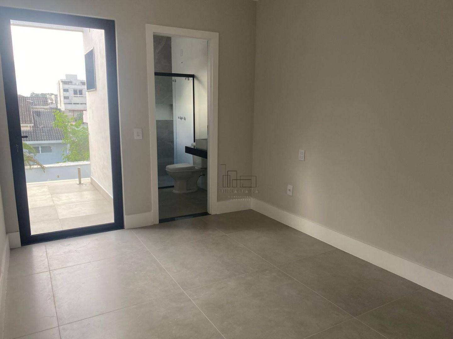 Casa à venda com 3 quartos, 205M2 - Foto 12