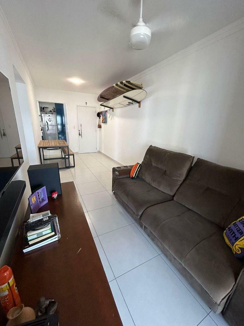 Apartamento à venda com 2 quartos, 70m² - Foto 1