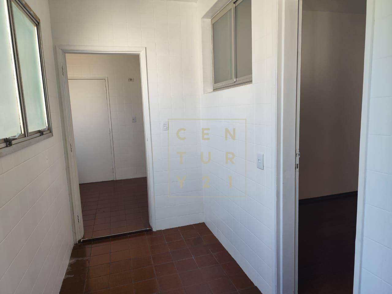 Apartamento à venda com 3 quartos, 85m² - Foto 11