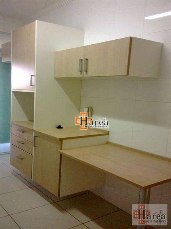 Apartamento para alugar com 3 quartos, 115m² - Foto 18